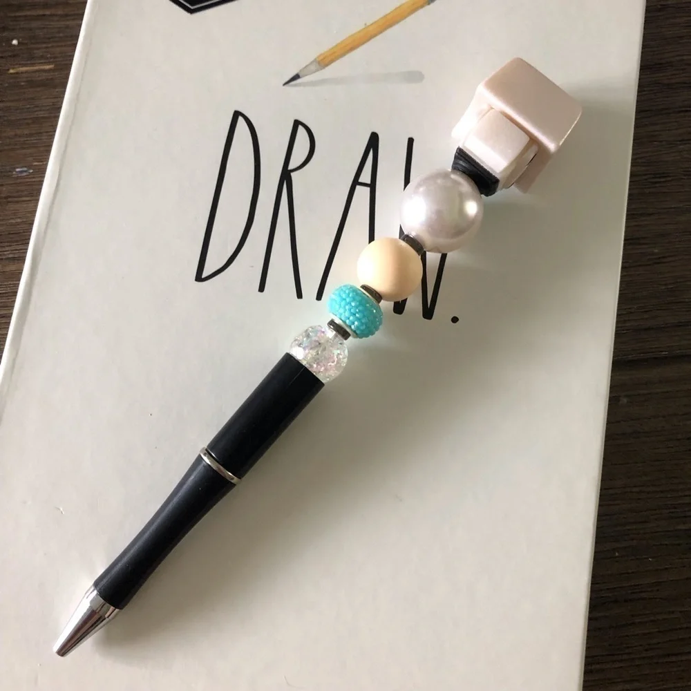 Disney Doorables: Wall-E: M-O handmade beaded pen